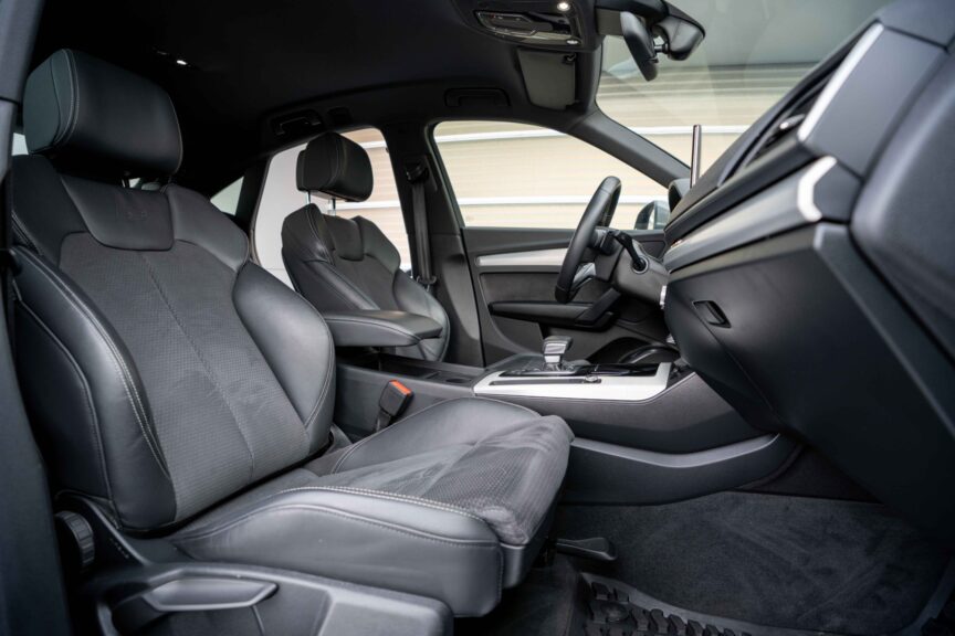 Audi Q5 - Image 12