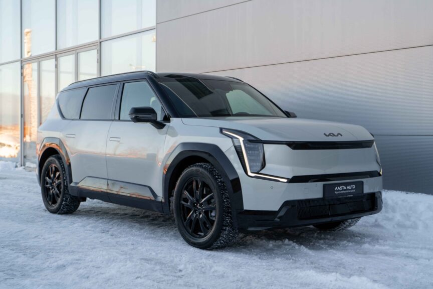 Kia EV9 - Image 19