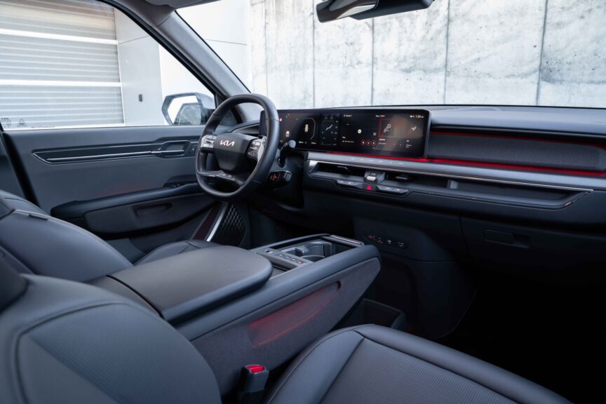 Kia EV9 - Image 3