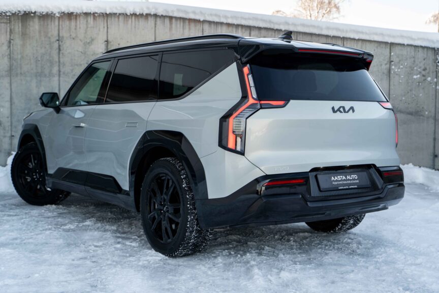 Kia EV9 - Image 14