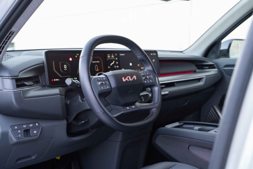 Kia EV9 - Image 4