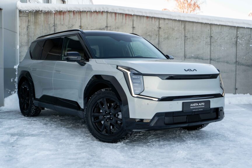 Kia EV9 - Image 13