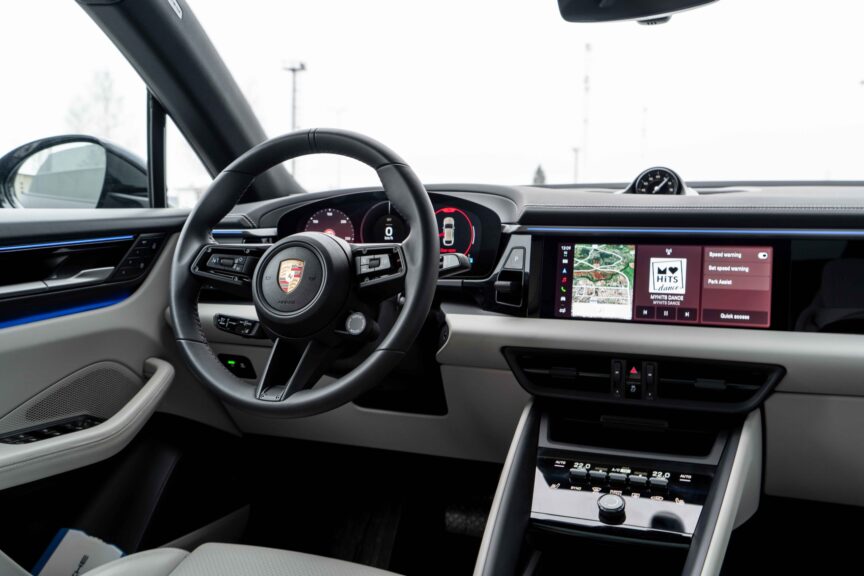 Porsche Macan - Image 4