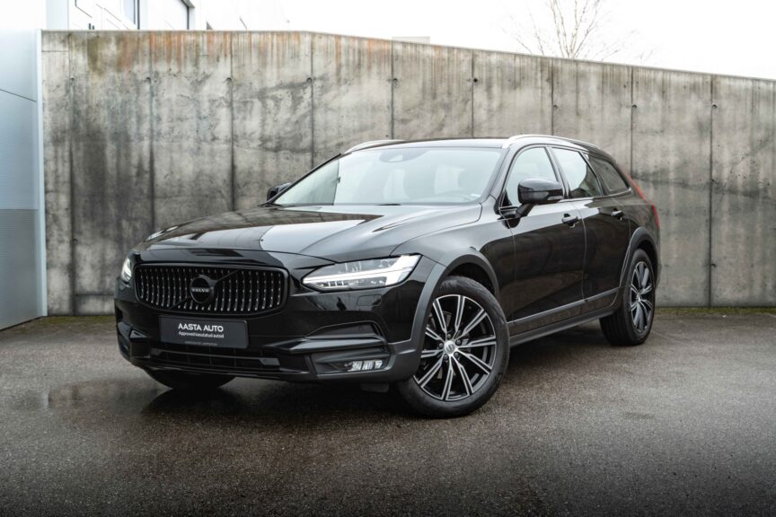 Volvo V90 Cross Country - Image 14