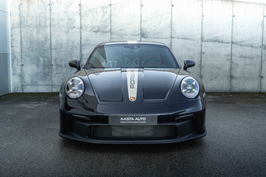 Porsche 911 - Image 5