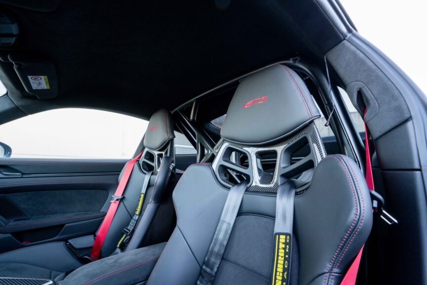 Porsche 911 - Image 16