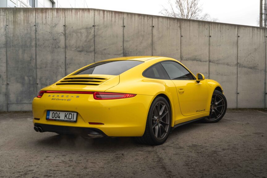 Porsche 911 - Image 10