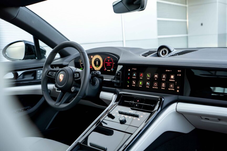 Porsche Panamera - Image 4