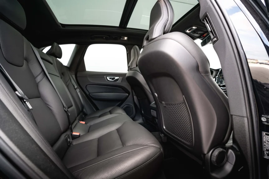 Volvo XC60 - Image 15