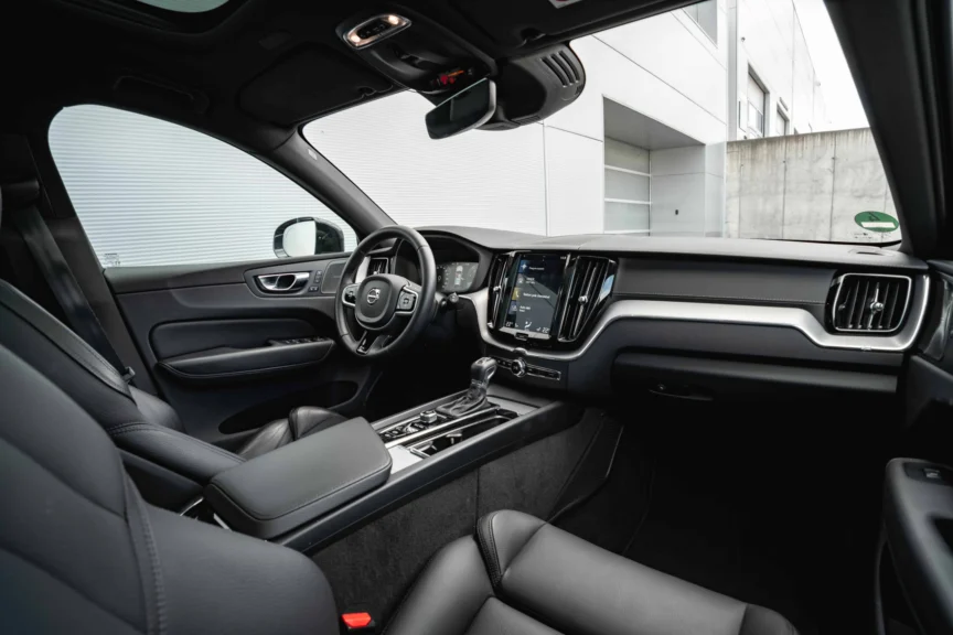 Volvo XC60 - Image 3