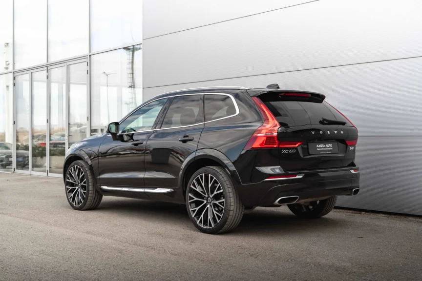 Volvo XC60 - Image 17