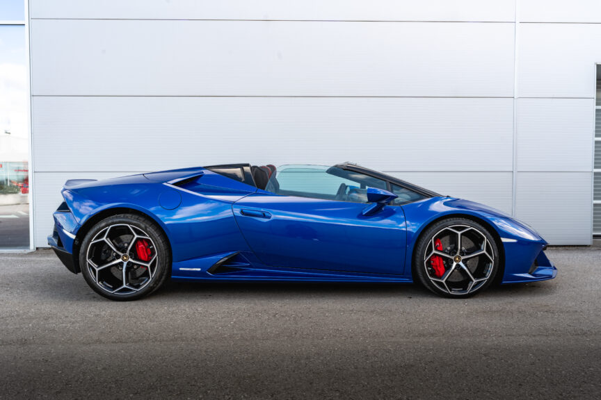 Lamborghini Huracan - Image 18