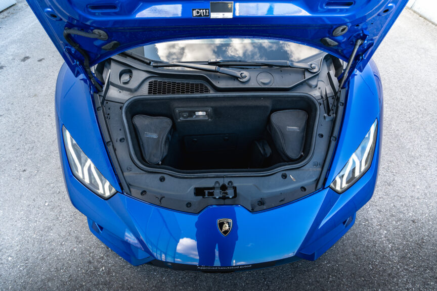 Lamborghini Huracan - Image 25