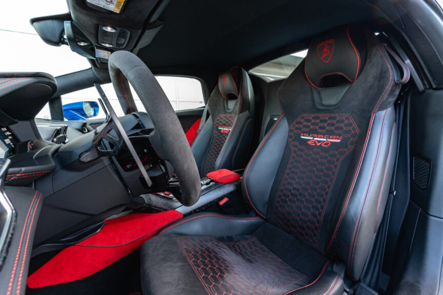 Lamborghini Huracan - Image 15
