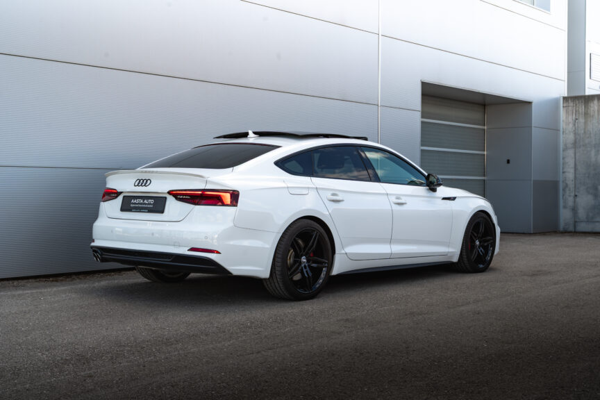 Audi A5 - Image 2