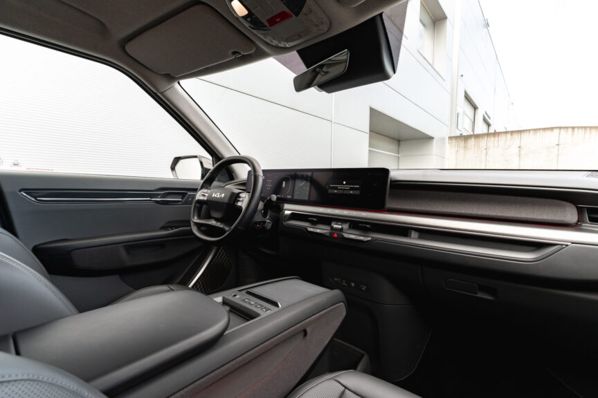 Kia EV9 - Image 3