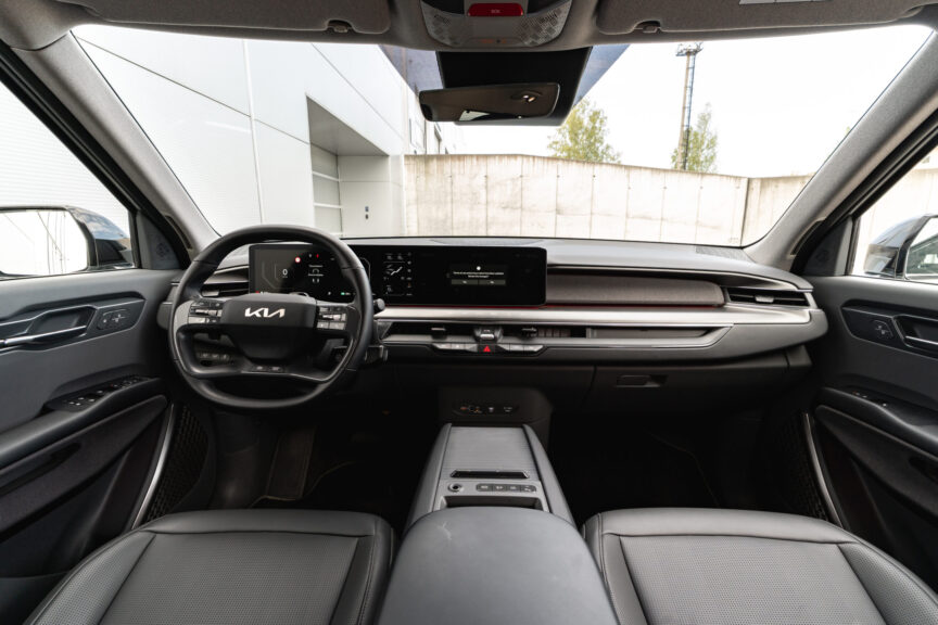 Kia EV9 - Image 8