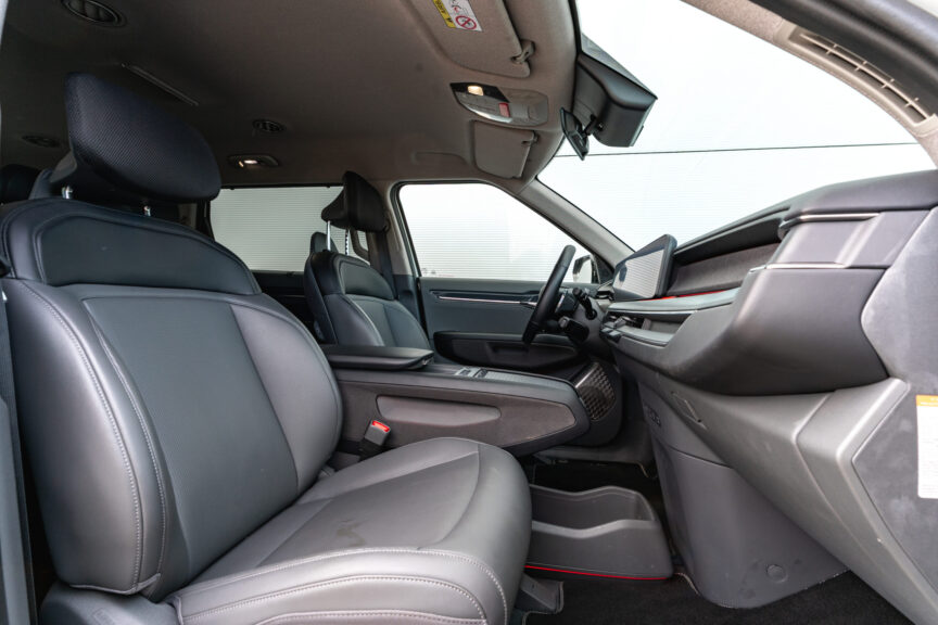 Kia EV9 - Image 11