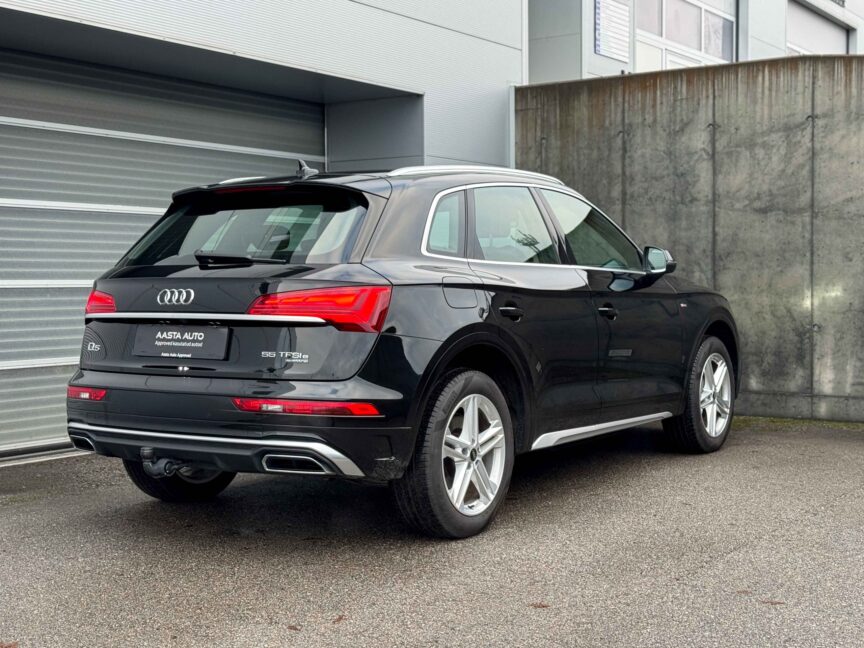 Audi Q5 - Image 2