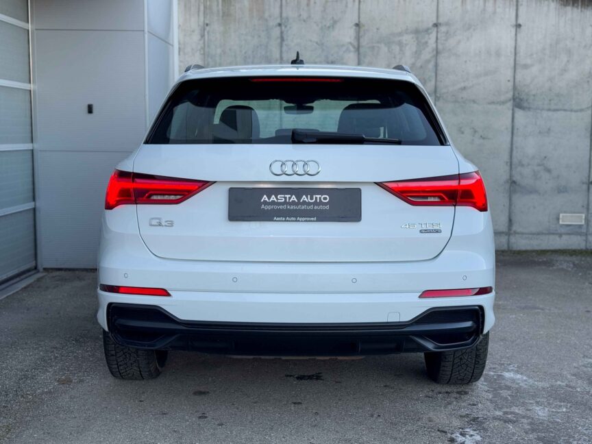 Audi Q3 - Image 6