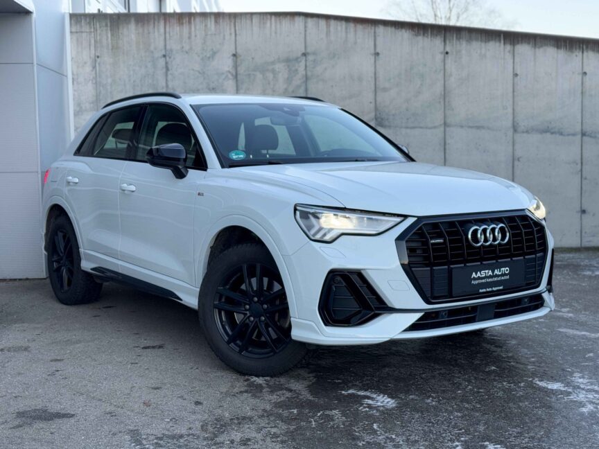 Audi Q3 - Image 12