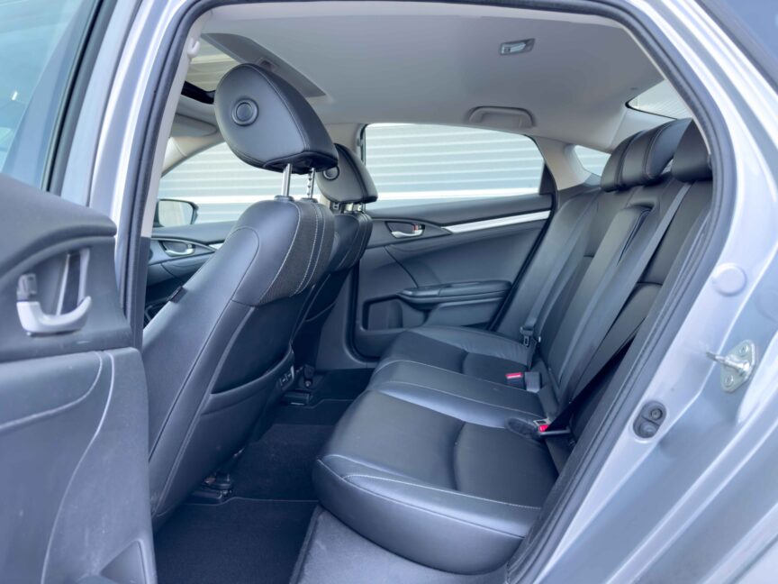 Honda Civic - Image 15