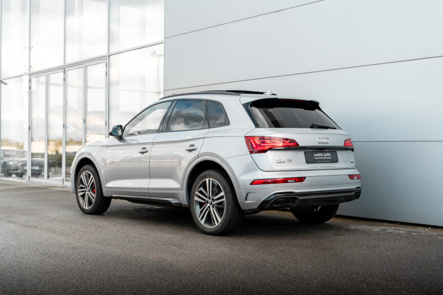 Audi Q5 - Image 12