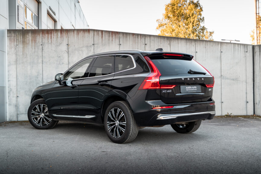 Volvo XC60 - Image 18