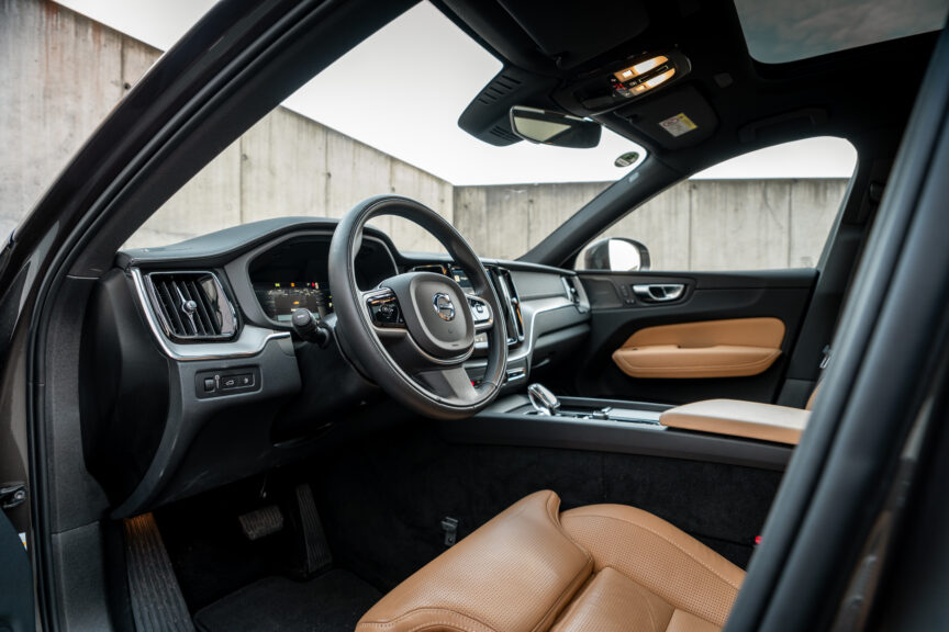 Volvo XC60 - Image 5